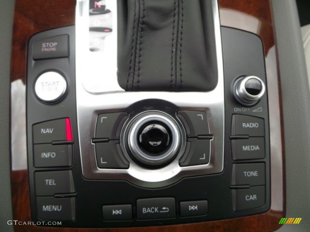 2014 Audi Q7 3.0 TFSI quattro Controls Photo #94805256