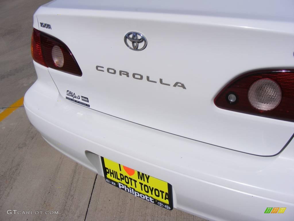 2002 Corolla CE - Super White / Pebble Beige photo #19