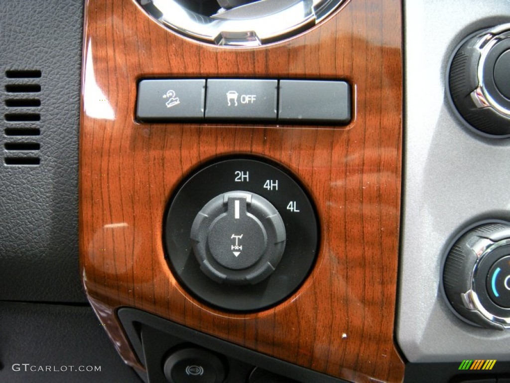 2015 Ford F250 Super Duty King Ranch Crew Cab 4x4 Controls Photo #94813979