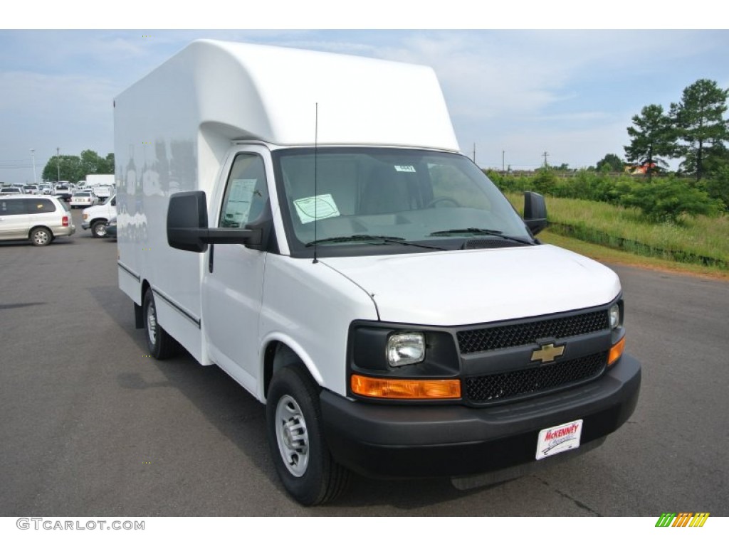 2014 Express Cutaway 3500 Moving Van - Summit White / Medium Pewter photo #1