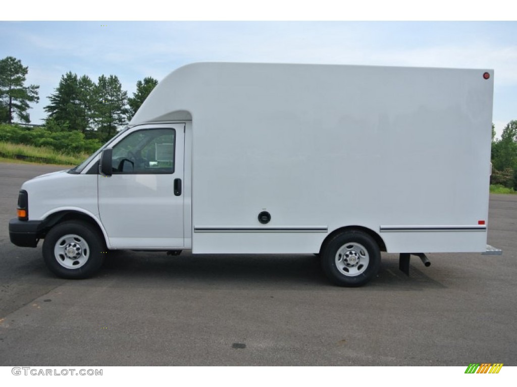 2014 Express Cutaway 3500 Moving Van - Summit White / Medium Pewter photo #3