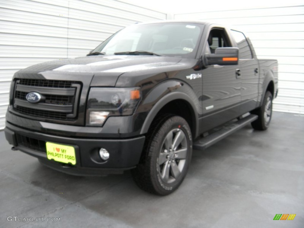 2014 F150 FX4 SuperCrew 4x4 - Tuxedo Black / Black photo #7