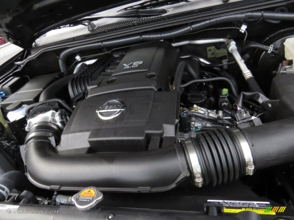 2014 Frontier SV Crew Cab - Night Armor / Steel photo #12