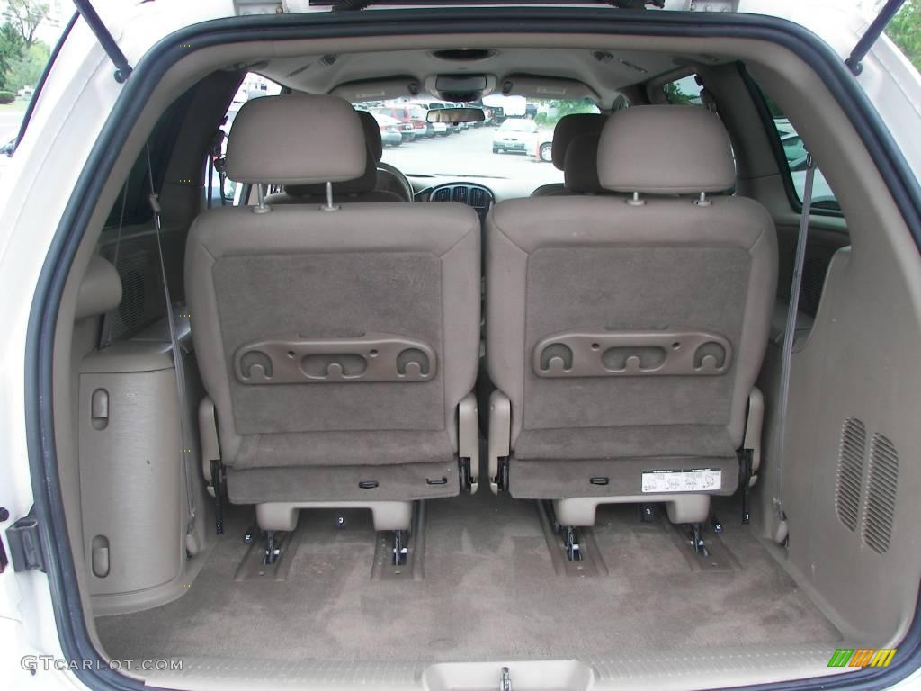 2001 Town & Country LX - Stone White / Sandstone photo #8