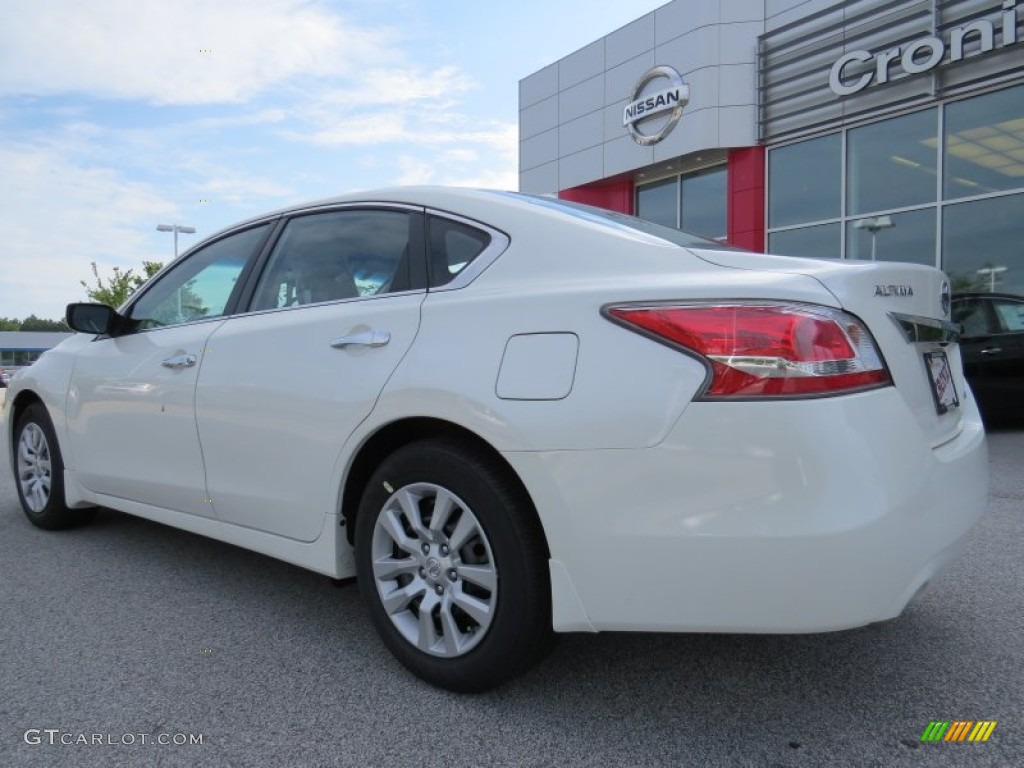 2014 Altima 2.5 S - Pearl White / Charcoal photo #3