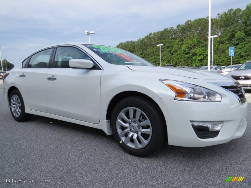 2014 Altima 2.5 S - Pearl White / Charcoal photo #7