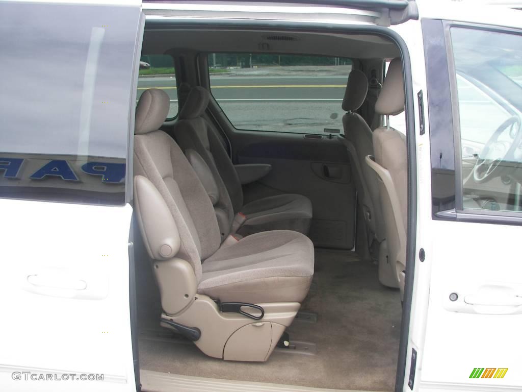 2001 Town & Country LX - Stone White / Sandstone photo #11