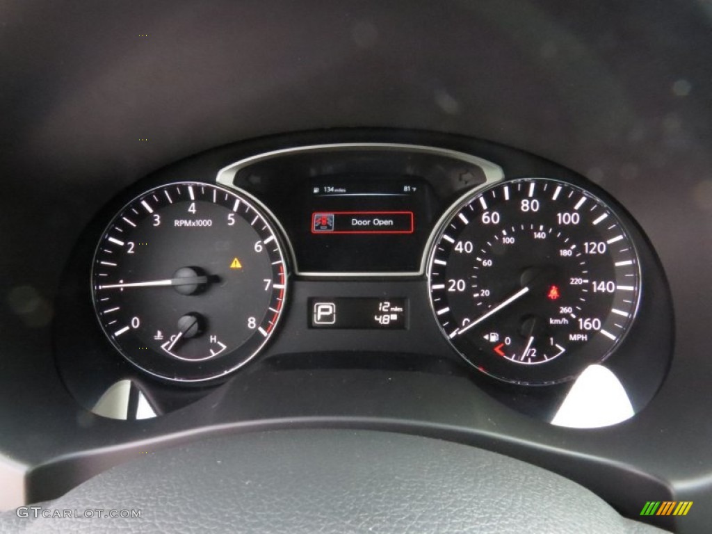2014 Altima 2.5 S - Pearl White / Charcoal photo #13