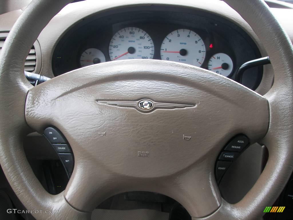 2001 Town & Country LX - Stone White / Sandstone photo #13