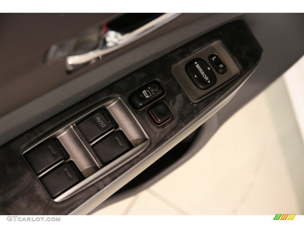 2005 Prius Hybrid - Super White / Gray/Burgundy photo #5