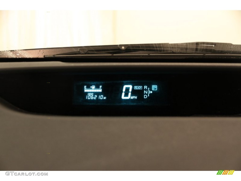 2005 Prius Hybrid - Super White / Gray/Burgundy photo #8