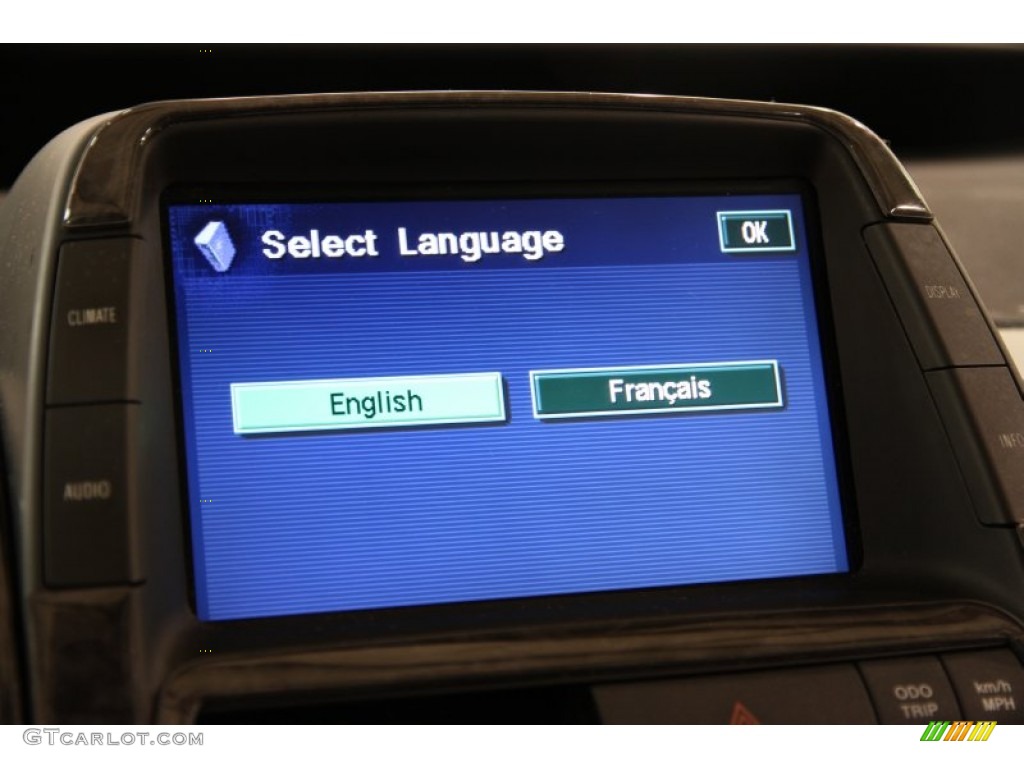 2005 Prius Hybrid - Super White / Gray/Burgundy photo #17