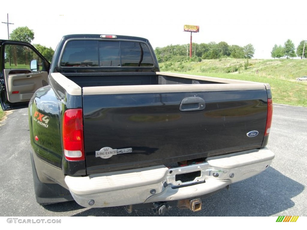 2006 F350 Super Duty King Ranch Crew Cab 4x4 Dually - Black / Tan photo #18