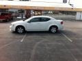 Stone White - Avenger SXT Photo No. 2