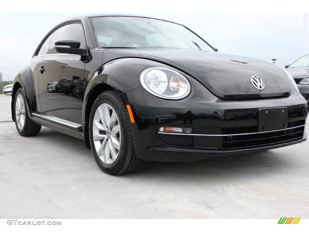 Black Volkswagen Beetle