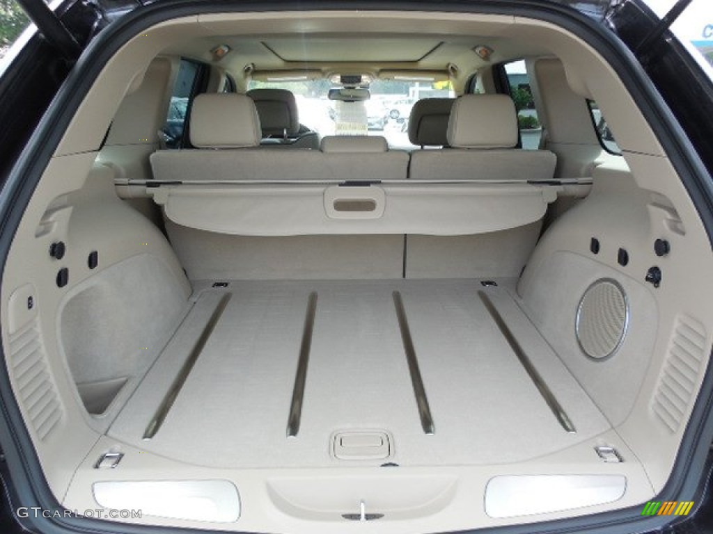2014 Jeep Grand Cherokee Overland Trunk Photo #94839716