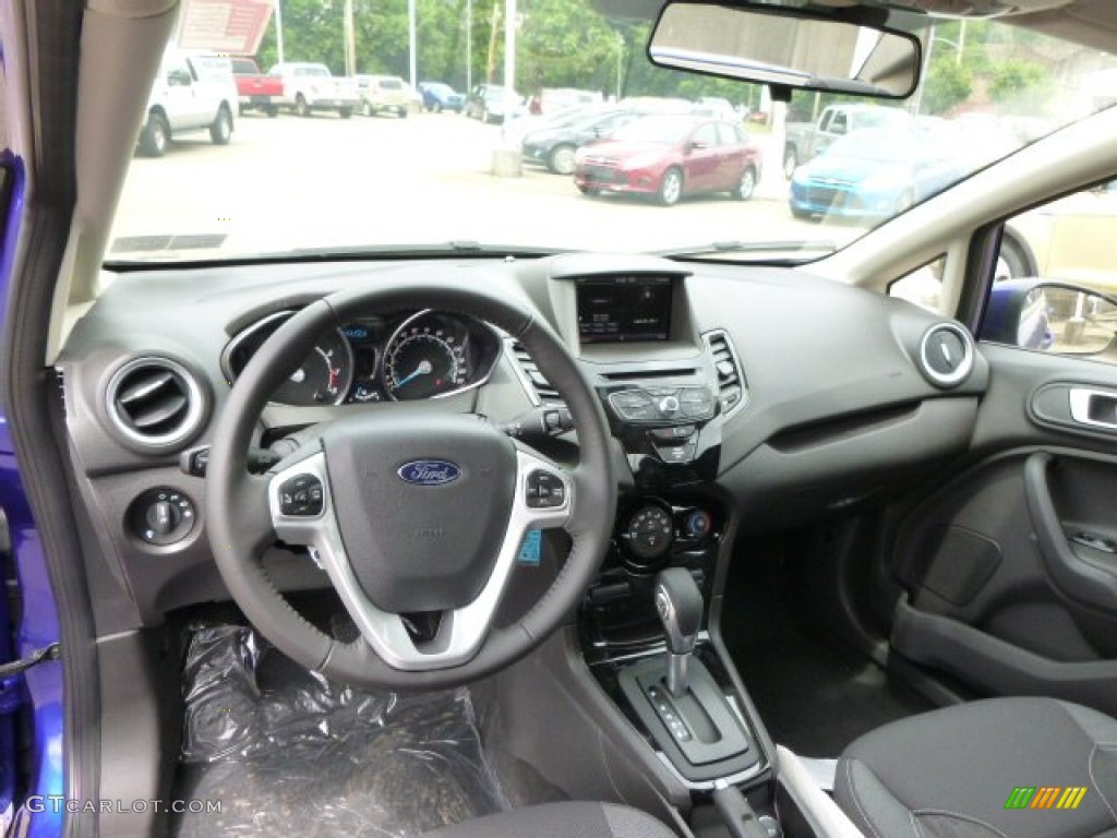 2014 Fiesta SE Sedan - Performance Blue / Charcoal Black photo #14