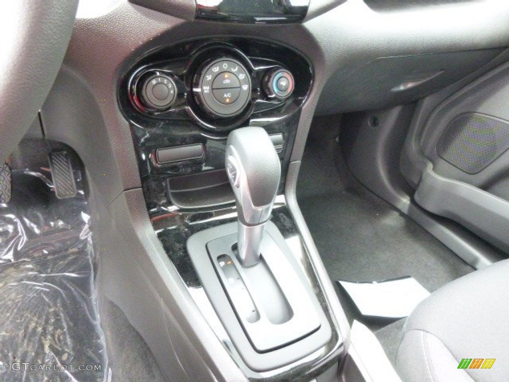 2014 Fiesta SE Sedan - Performance Blue / Charcoal Black photo #17