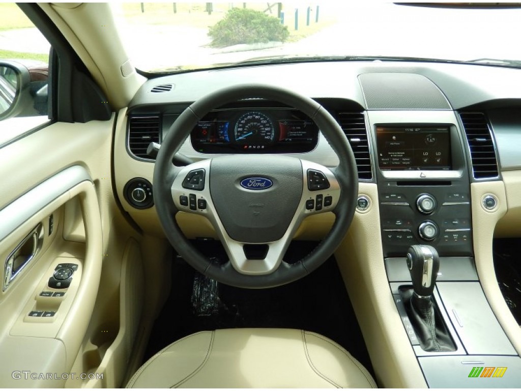 2015 Ford Taurus SEL Dune Dashboard Photo #94842476