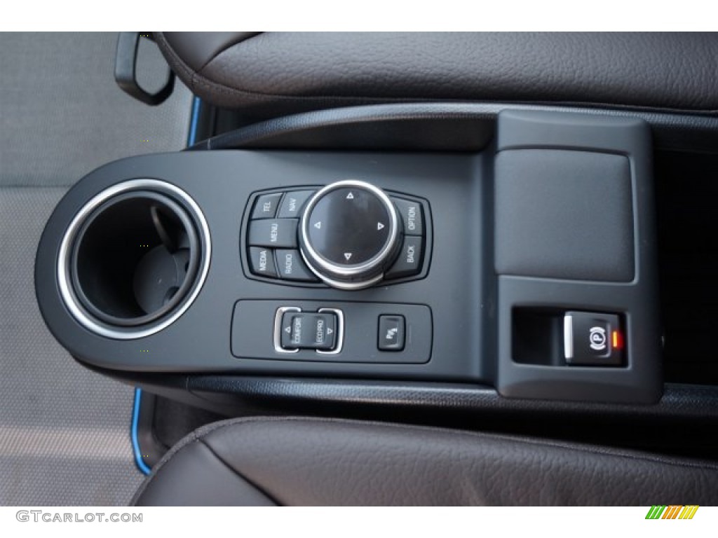 2014 BMW i3 Standard i3 Model Controls Photo #94845986