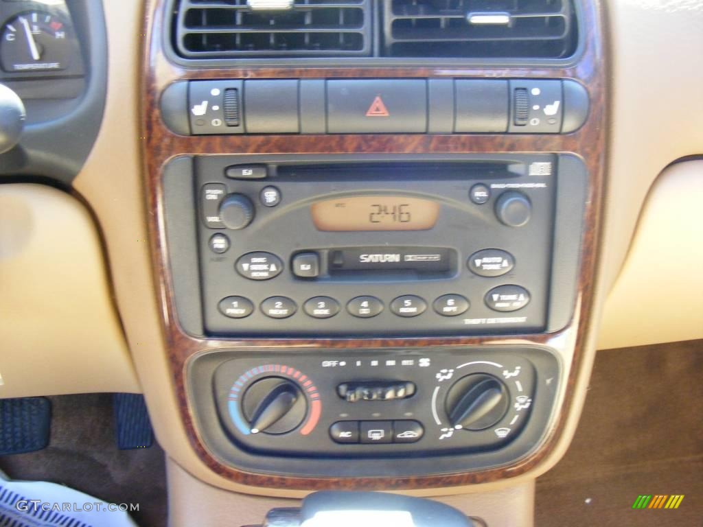 2001 L Series L200 Sedan - Medium Gold / Tan photo #38