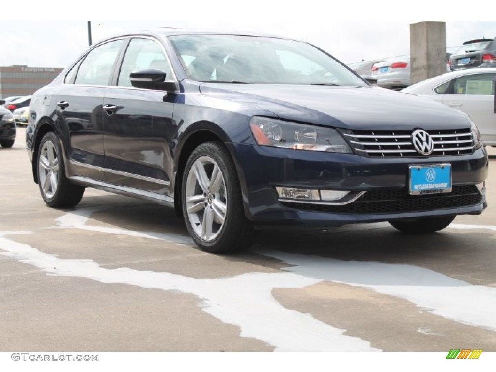 2014 Passat V6 SEL Premium - Night Blue Metallic / Titan Black photo #1