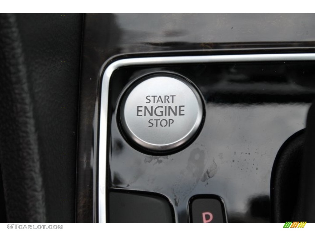 2014 Volkswagen Passat V6 SEL Premium Controls Photo #94846832