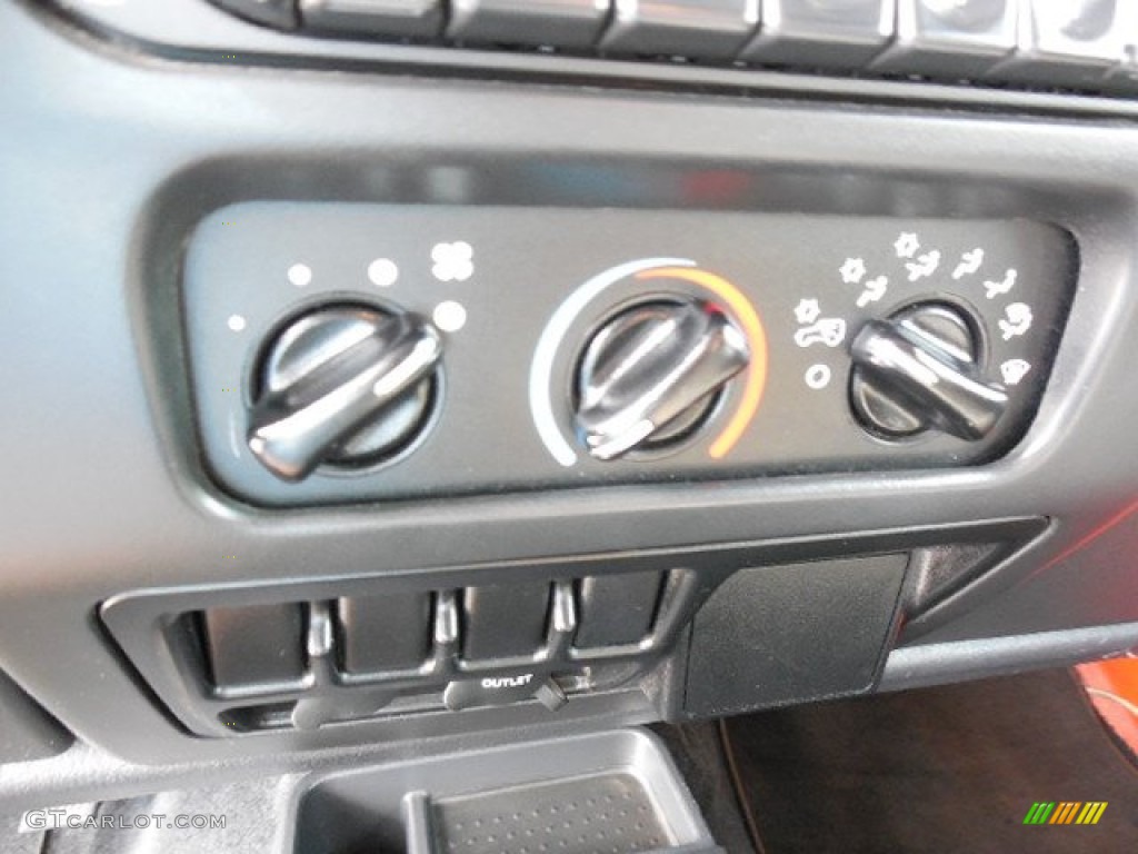 2005 Wrangler X 4x4 - Impact Orange / Dark Slate Gray photo #20
