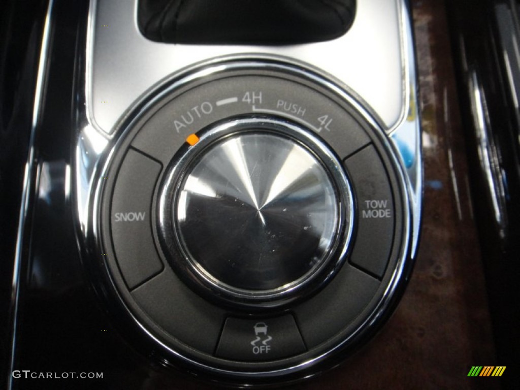 2012 Infiniti QX 56 4WD Controls Photo #94864061