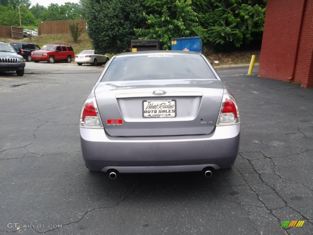 2007 Fusion SE V6 - Tungsten Grey Metallic / Camel photo #7