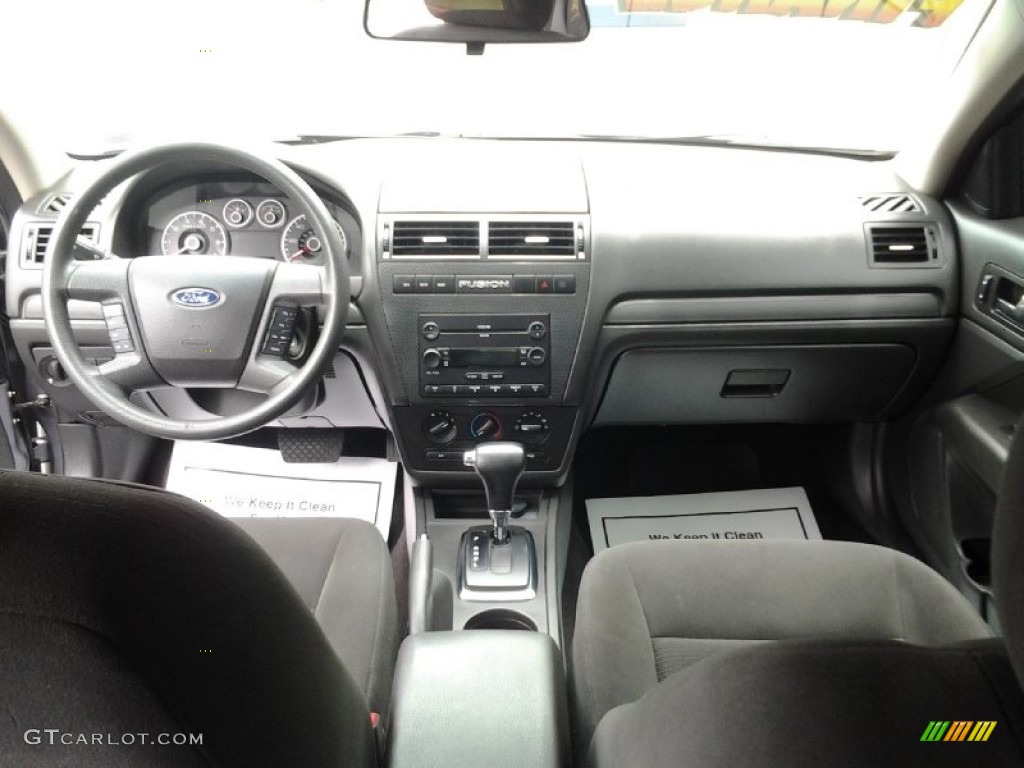 2007 Fusion SE V6 - Tungsten Grey Metallic / Camel photo #22