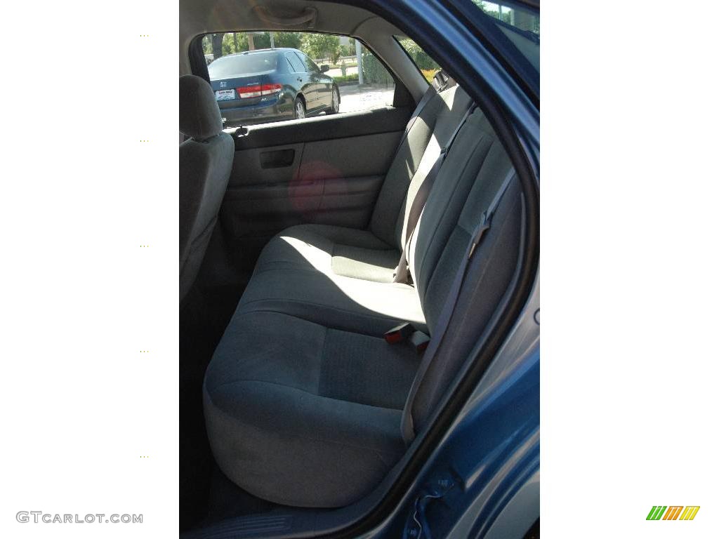 2006 Taurus SE - Windveil Blue Metallic / Medium/Dark Flint Grey photo #13