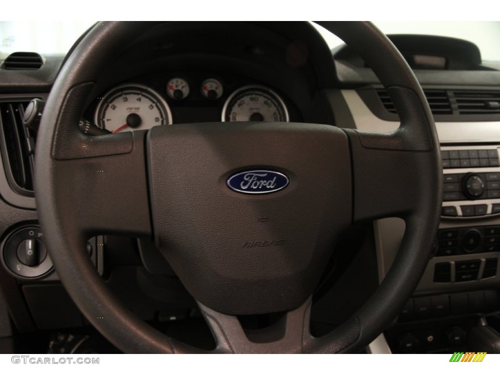2008 Focus SE Coupe - Vermillion Red / Charcoal Black photo #6