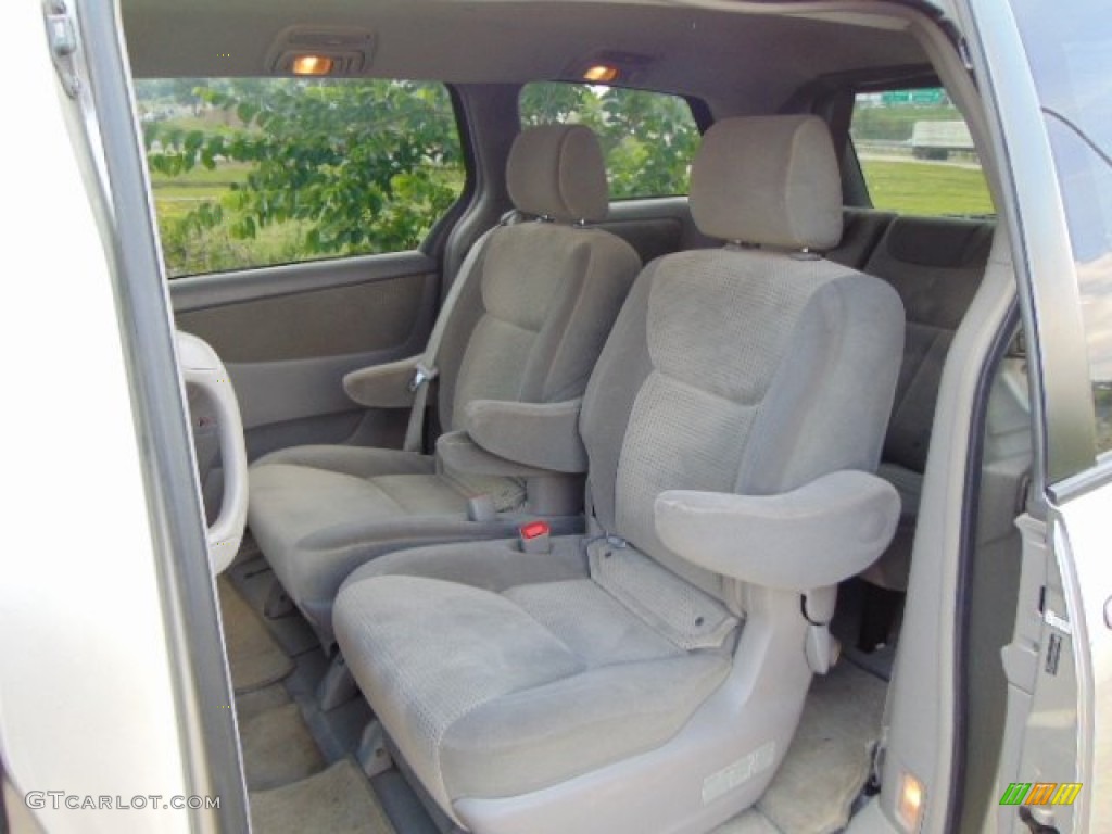 2006 Toyota Sienna LE AWD Rear Seat Photo #94877087