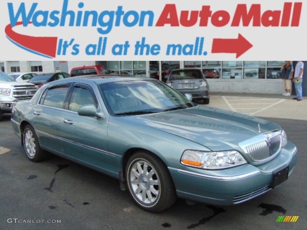 Light Tundra Metallic Lincoln Town Car