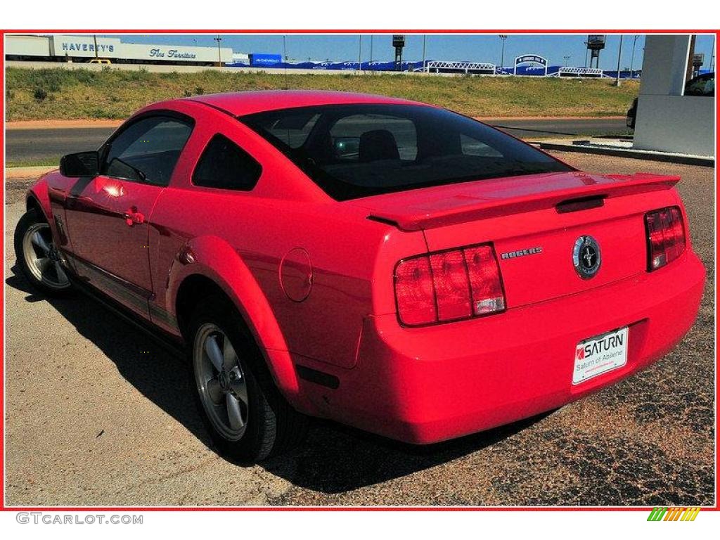 2007 Mustang V6 Deluxe Coupe - Torch Red / Dark Charcoal photo #3