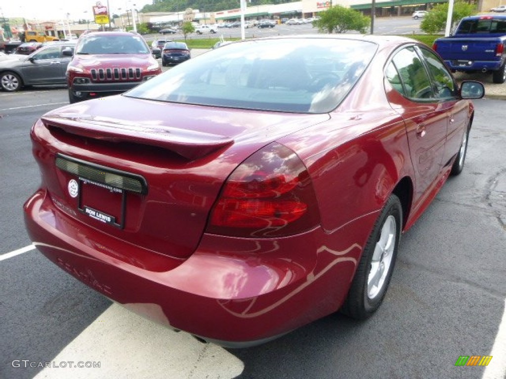 2006 Grand Prix Sedan - Sport Red Metallic / Ebony photo #5