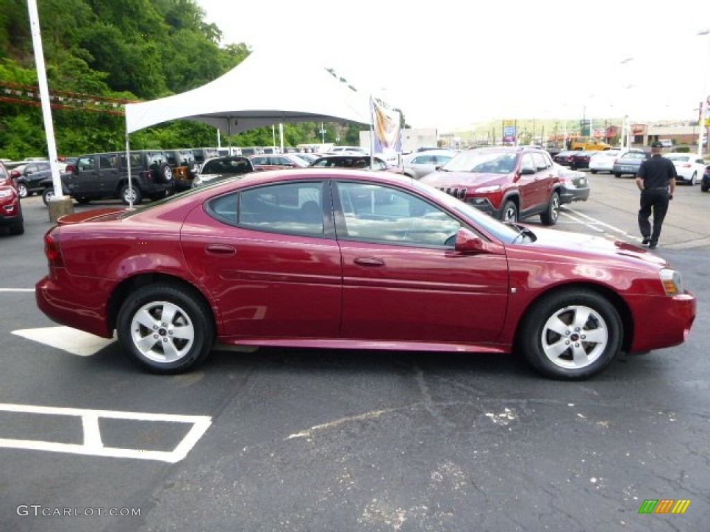 2006 Grand Prix Sedan - Sport Red Metallic / Ebony photo #6