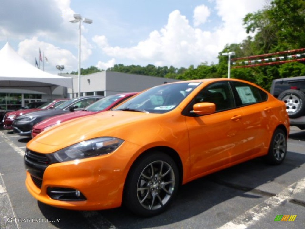 Header Orange Dodge Dart