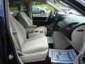 True Blue Pearl - Grand Caravan SXT Photo No. 10