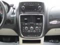 True Blue Pearl - Grand Caravan SXT Photo No. 15