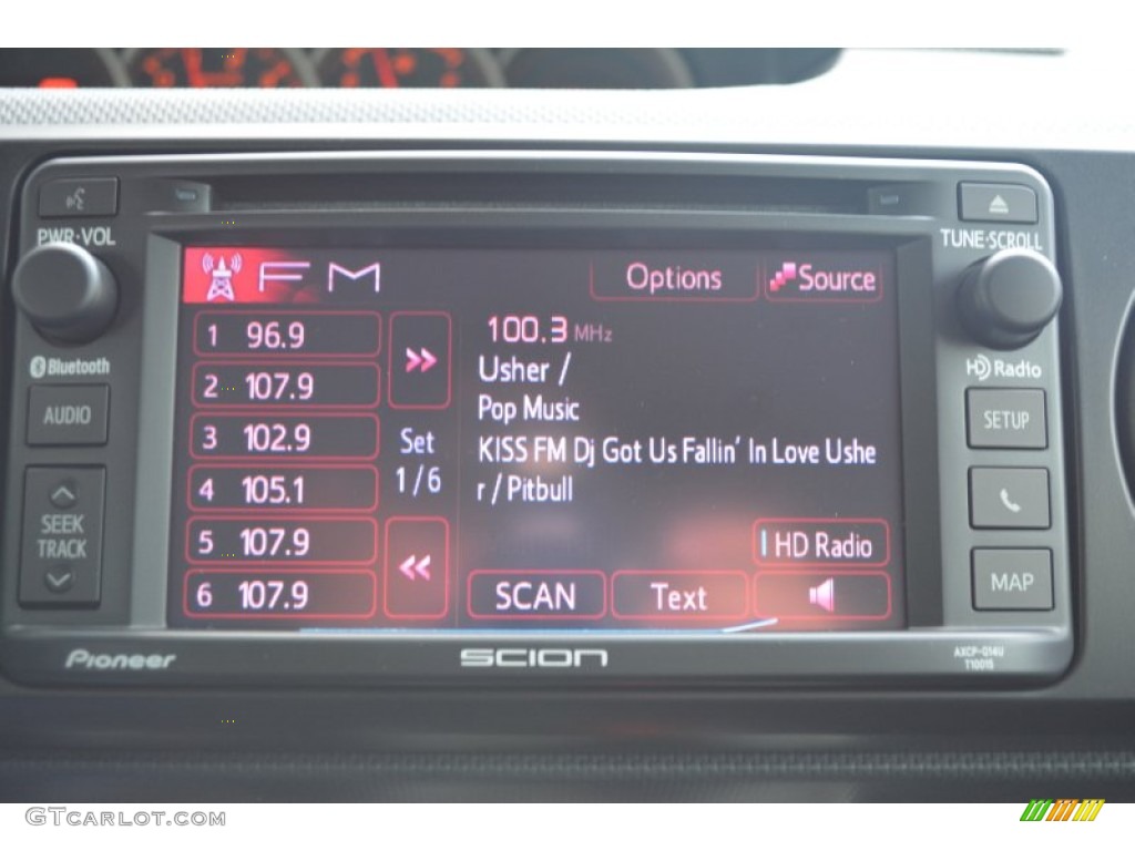 2014 Scion xB Standard xB Model Controls Photo #94883099