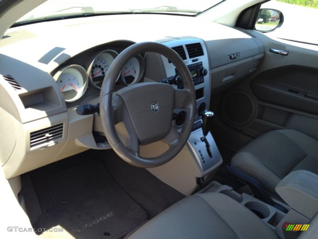2008 Caliber SXT - Light Khaki Metallic / Pastel Pebble Beige photo #5