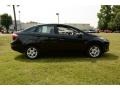 Tuxedo Black - Fiesta SE Sedan Photo No. 4