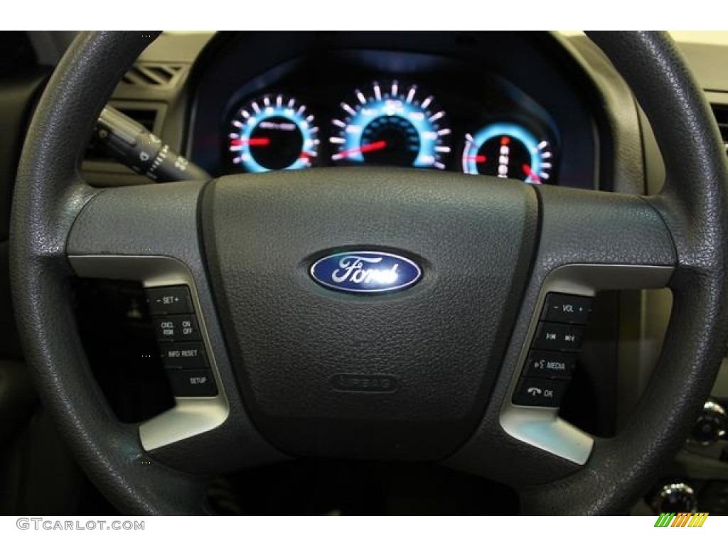 2010 Fusion SE V6 - White Platinum Tri-coat Metallic / Charcoal Black photo #32