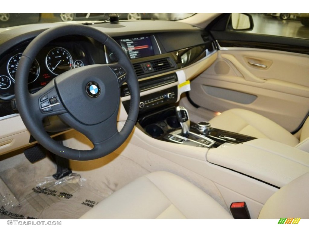 Venetian Beige Interior 2014 BMW 5 Series 528i Sedan Photo #94899537