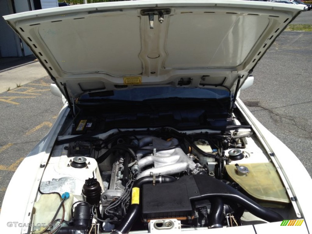 1986 944 Turbo - White / Black photo #31