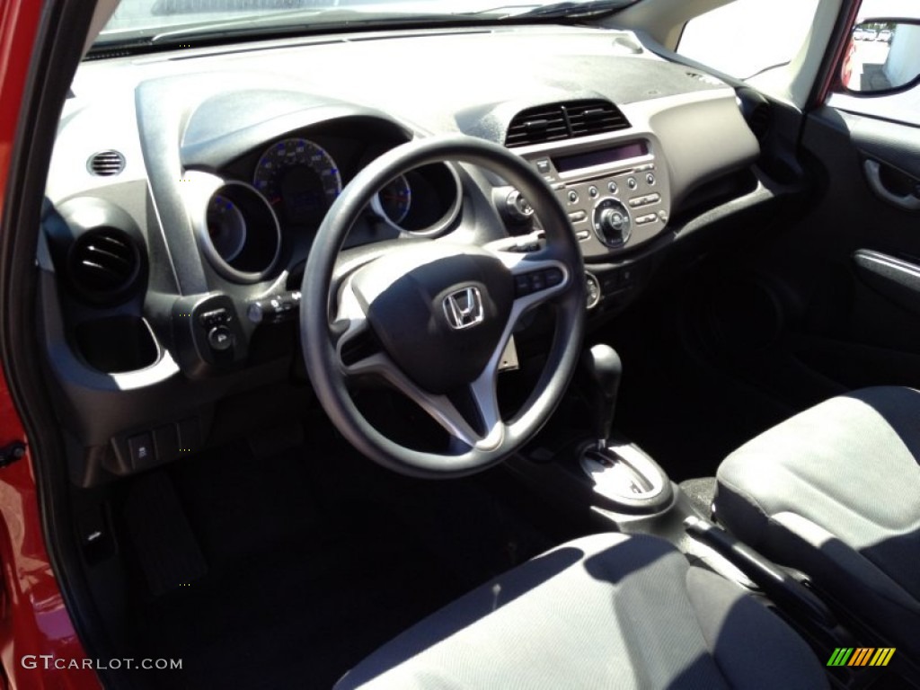 2013 Fit  - Milano Red / Gray photo #14