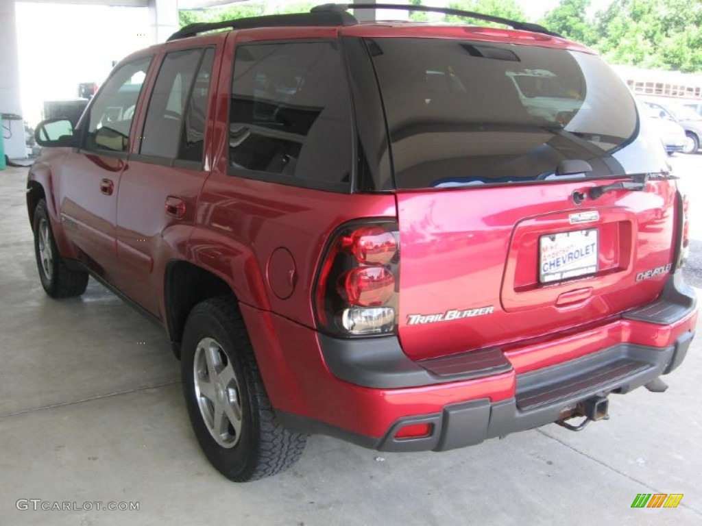 2004 TrailBlazer LT - Majestic Red Metallic / Medium Pewter photo #3