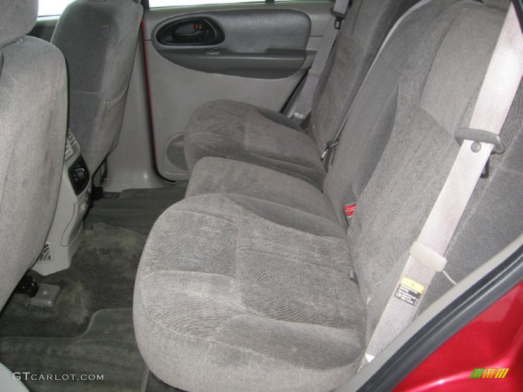 2004 TrailBlazer LT - Majestic Red Metallic / Medium Pewter photo #15